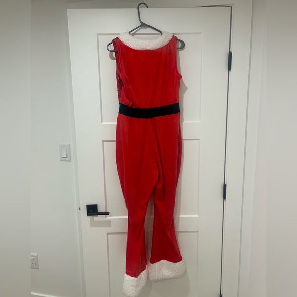 Sexy Santa suit Size Medium - Picture 3 of 5